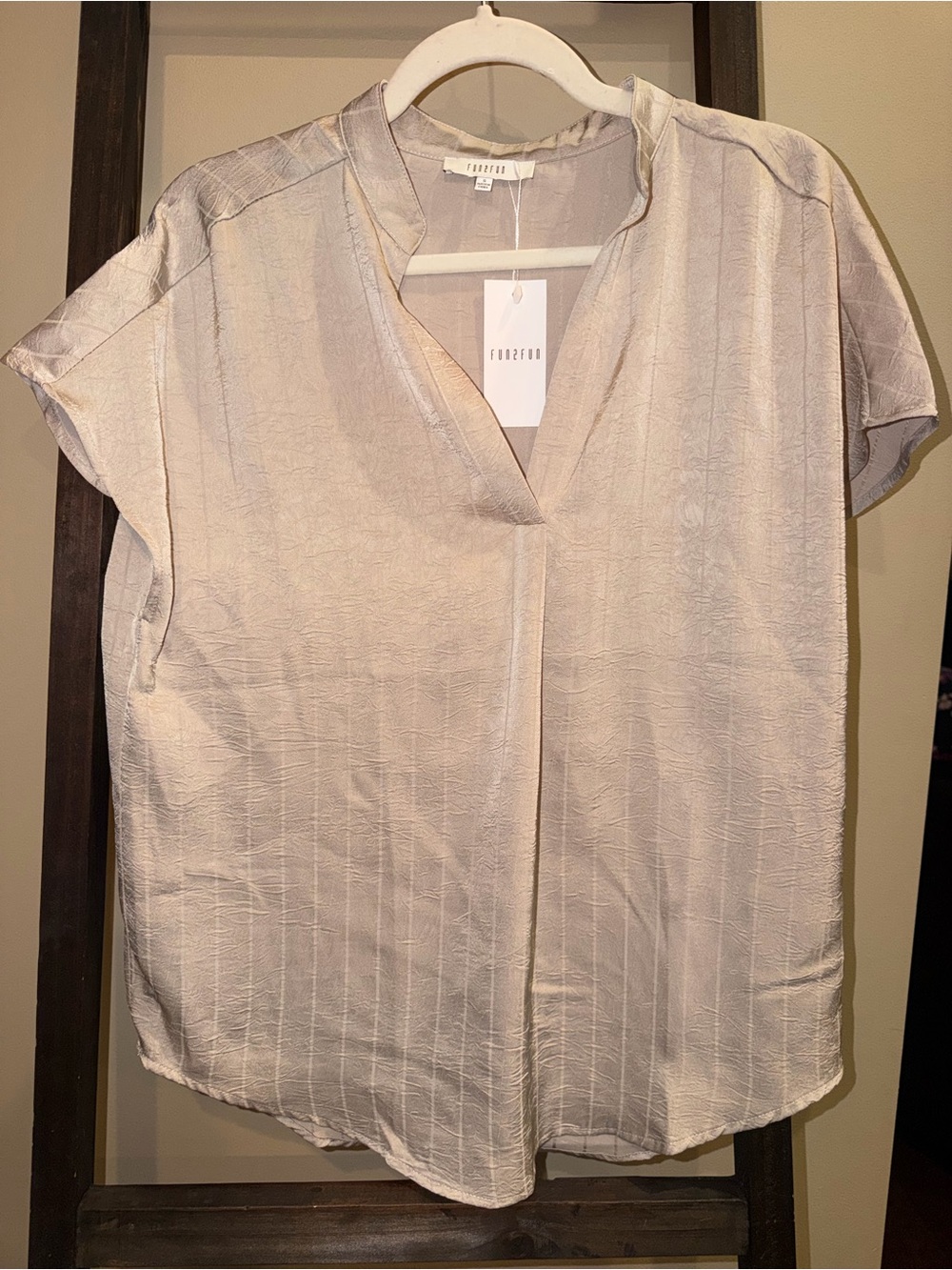 fun 2 fun Taupe V-Neck Short Sleeve Blouse